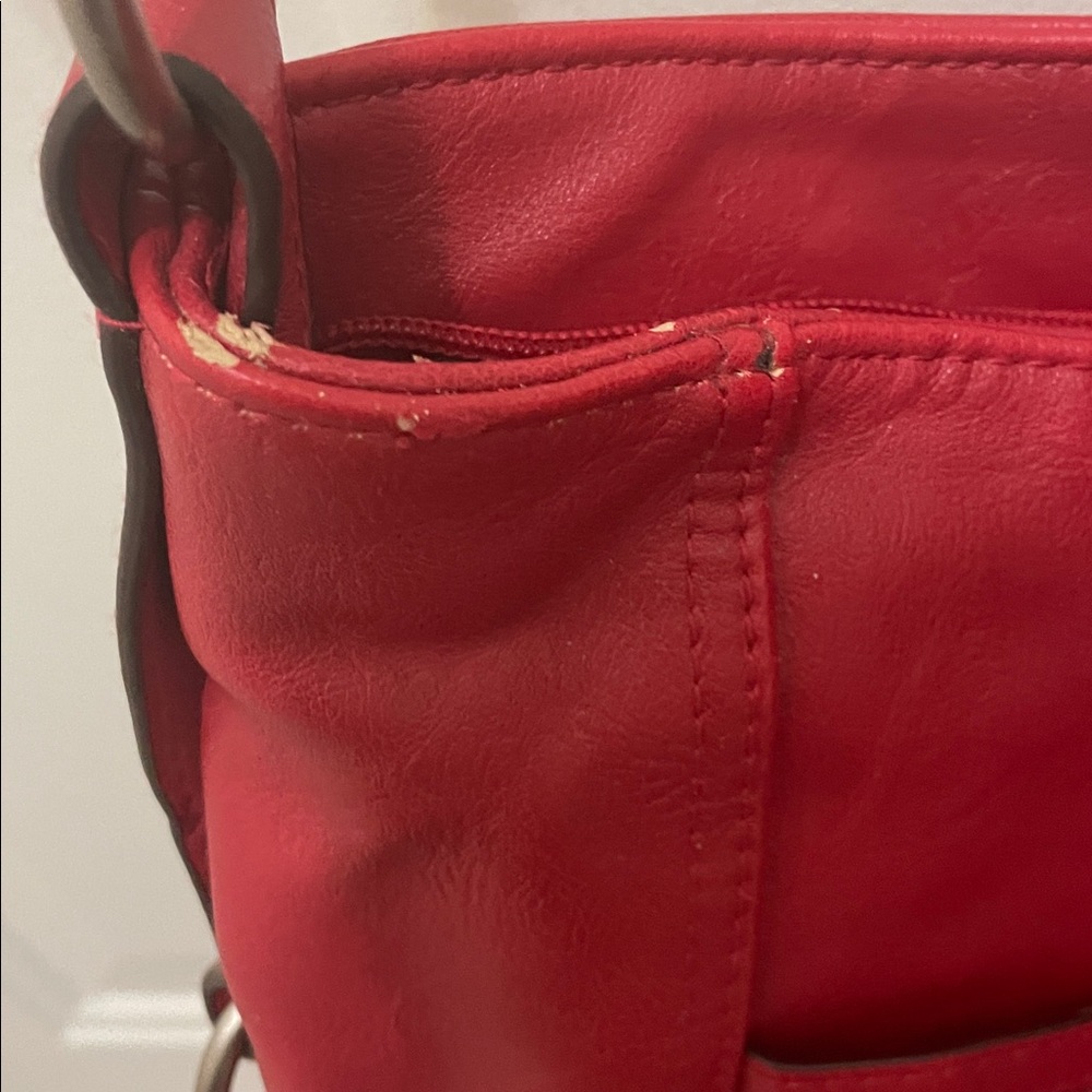 INTERNATIONAL CONCEPTS: Chic Red non-Leather Shoulder Bag”MINOR WEAR/TEAR” - Picture 3 of 10